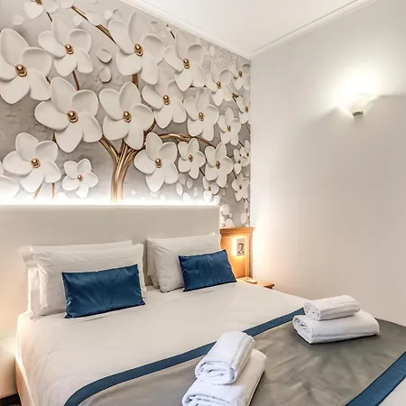 ゲストハウス Dei Papi 4*