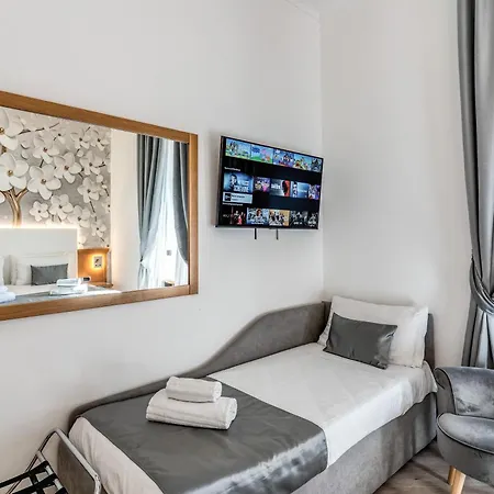 Dei Papi ゲストハウス 4*