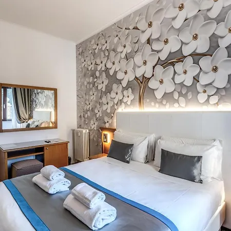 Dei Papi De Charme 4*